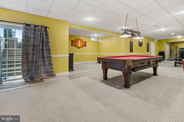 16 GABRIELLE CIR, Swedesboro, NJ 08085