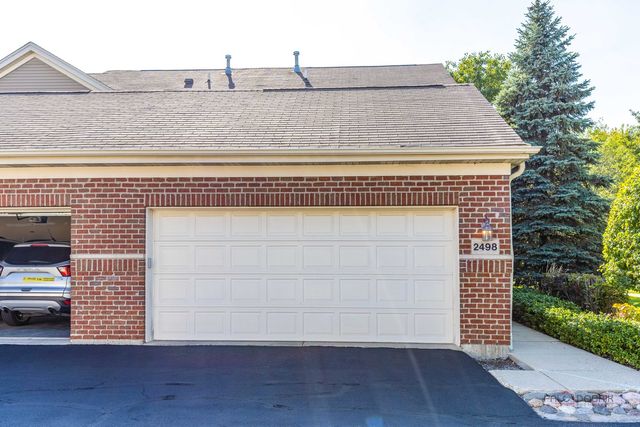 2498 Waterbury Lane, Buffalo Grove, IL 60089