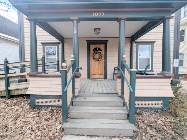 1097 Main Street, St. Johnsbury, VT 05819