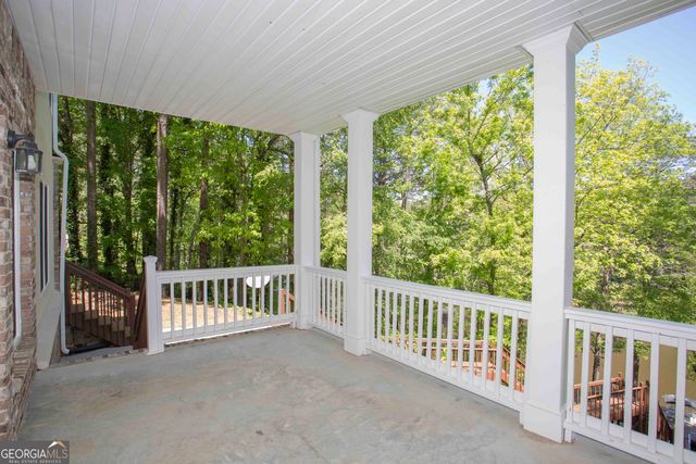 31 Rocky Circle NE, White, GA 30184