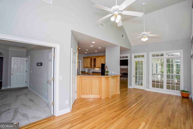 31 Rocky Circle NE, White, GA 30184