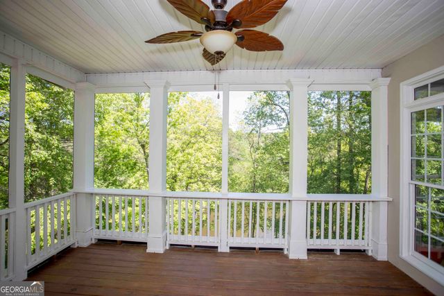 31 Rocky Circle NE, White, GA 30184