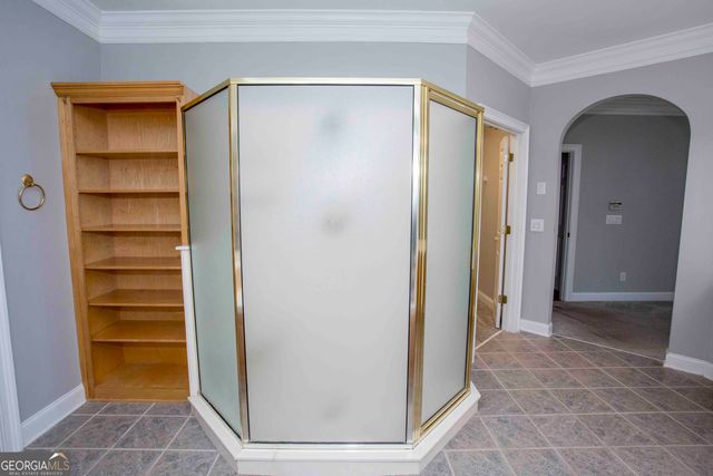 31 Rocky Circle NE, White, GA 30184