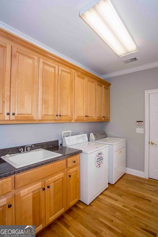 31 Rocky Circle NE, White, GA 30184