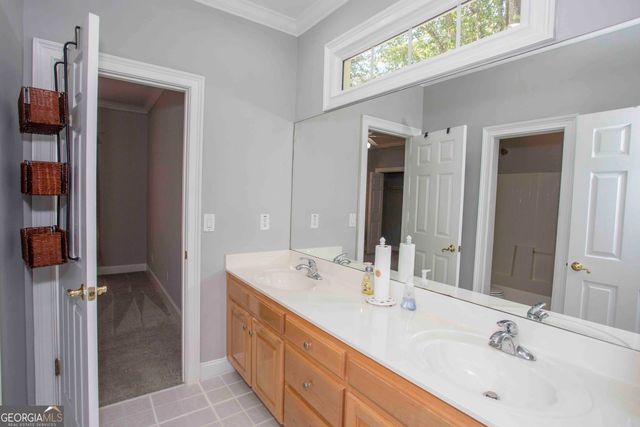 31 Rocky Circle NE, White, GA 30184
