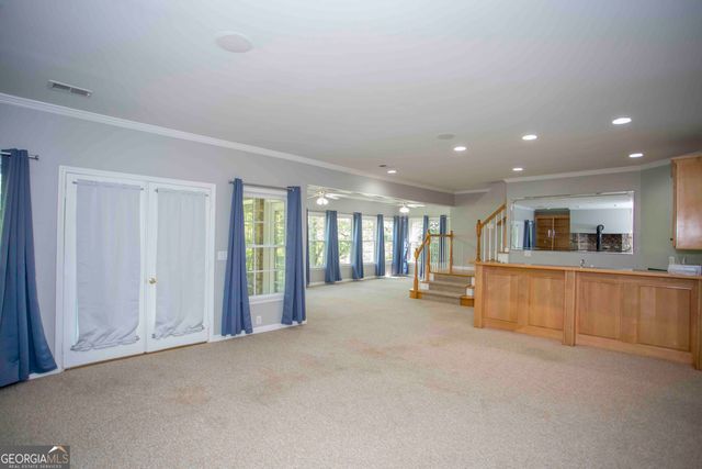 31 Rocky Circle NE, White, GA 30184