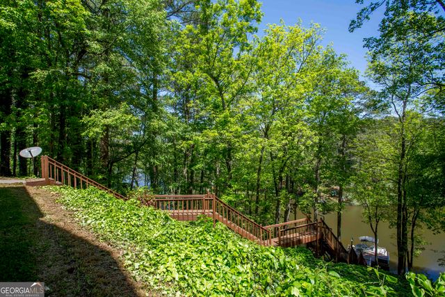31 Rocky Circle NE, White, GA 30184