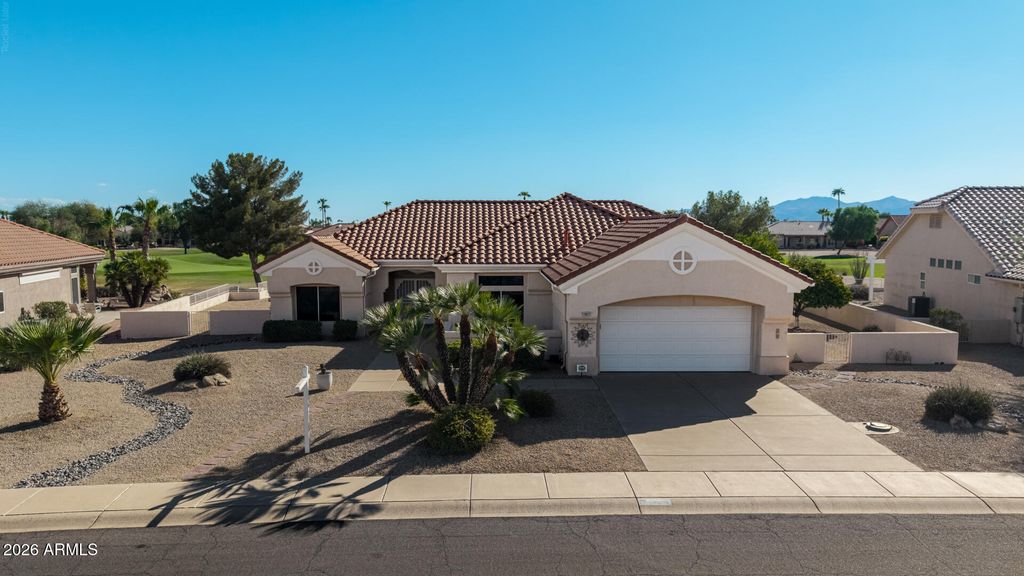 15821 W HURON Drive, Sun City West, AZ 85375