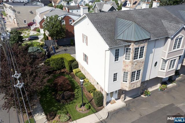 49 Stuyvesant Avenue 9, Lyndhurst, NJ 07071