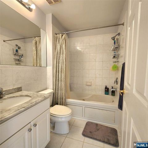 49 Stuyvesant Avenue 9, Lyndhurst, NJ 07071