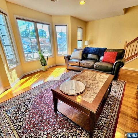49 Stuyvesant Avenue 9, Lyndhurst, NJ 07071