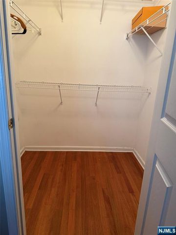 49 Stuyvesant Avenue 9, Lyndhurst, NJ 07071