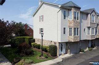 49 Stuyvesant Avenue 9, Lyndhurst, NJ 07071