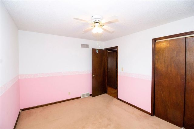 9311 W 95th Street, Overland Park, KS 66212