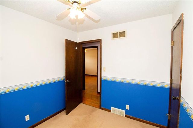 9311 W 95th Street, Overland Park, KS 66212