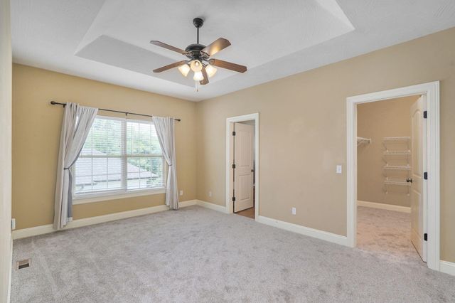 1083 E Daisy Falls Drive, Nixa, MO 65714