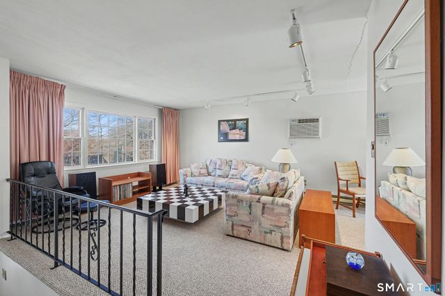 95 Hoyts Hill, Bethel, CT 06801