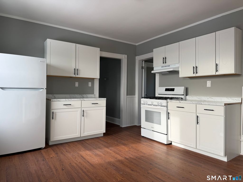 130 West Avenue 3, Stratford, CT 06615