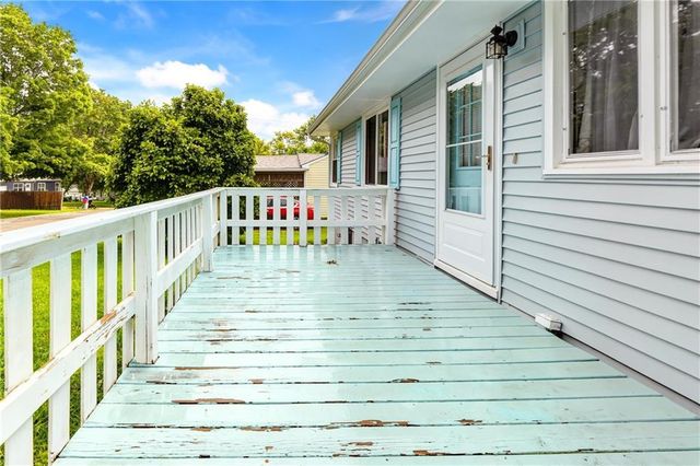 16607 E 2nd N Street, Independence, MO 64056