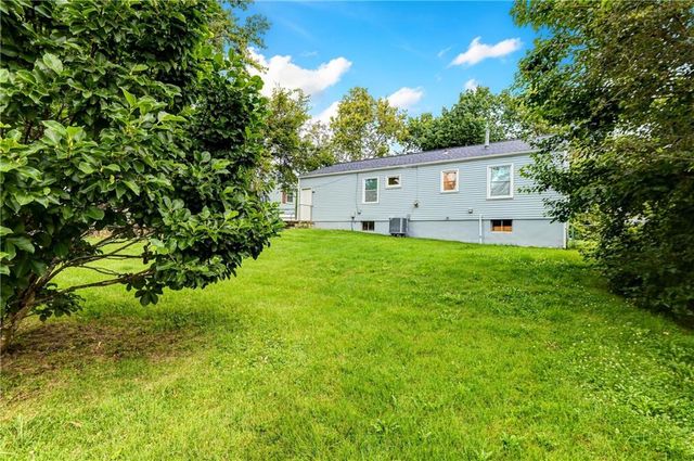 16607 E 2nd N Street, Independence, MO 64056