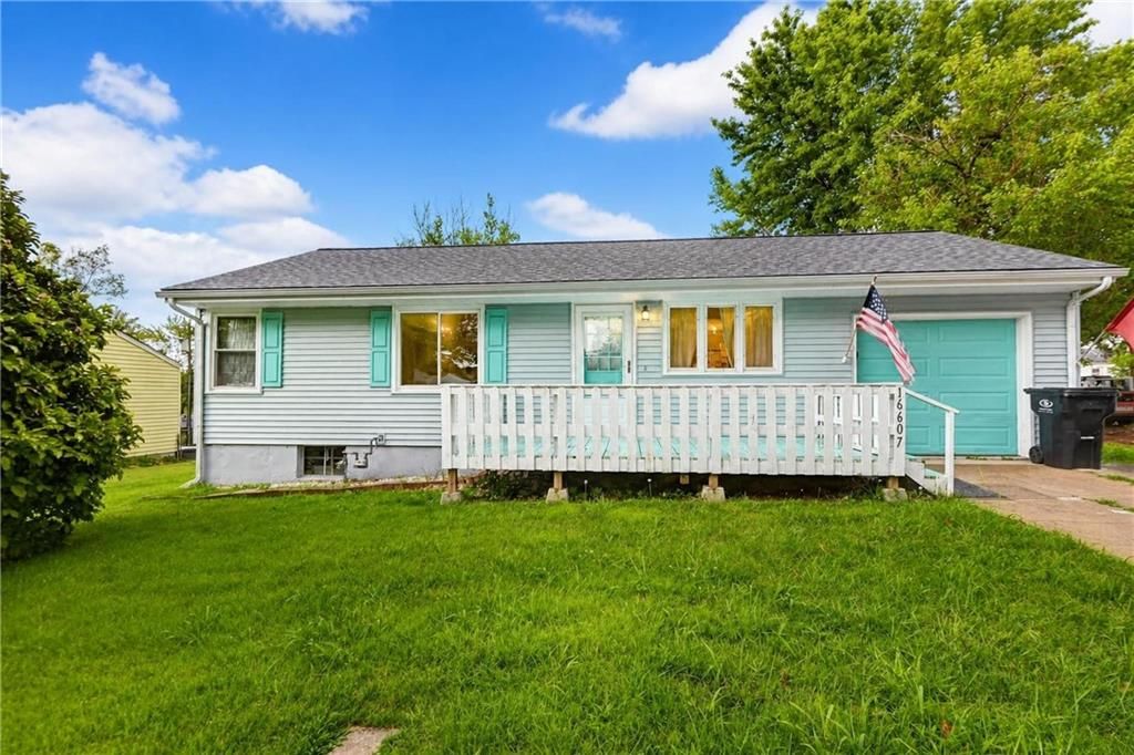 16607 E 2nd N Street, Independence, MO 64056