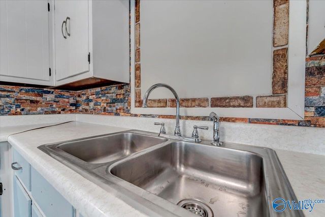 1710 Madison Street SW, Hartselle, AL 35640