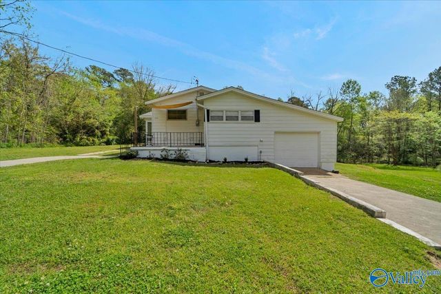 1710 Madison Street SW, Hartselle, AL 35640