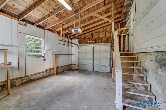 1710 Madison Street SW, Hartselle, AL 35640