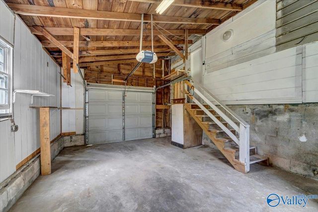 1710 Madison Street SW, Hartselle, AL 35640