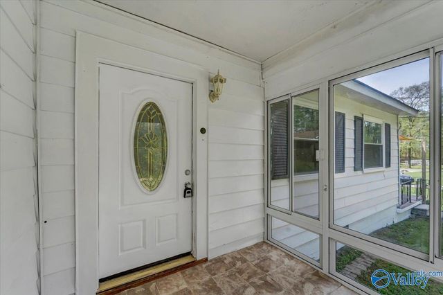 1710 Madison Street SW, Hartselle, AL 35640