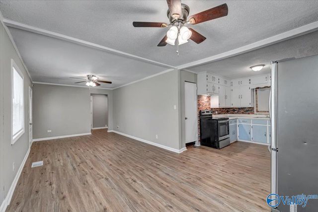 1710 Madison Street SW, Hartselle, AL 35640