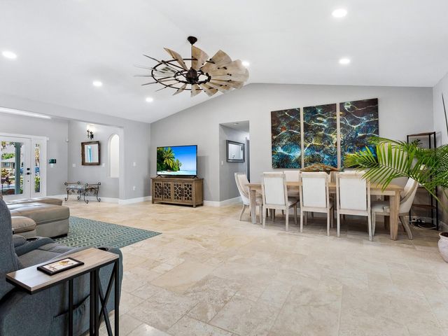 221 LYCHEE ROAD, Nokomis, FL 34275