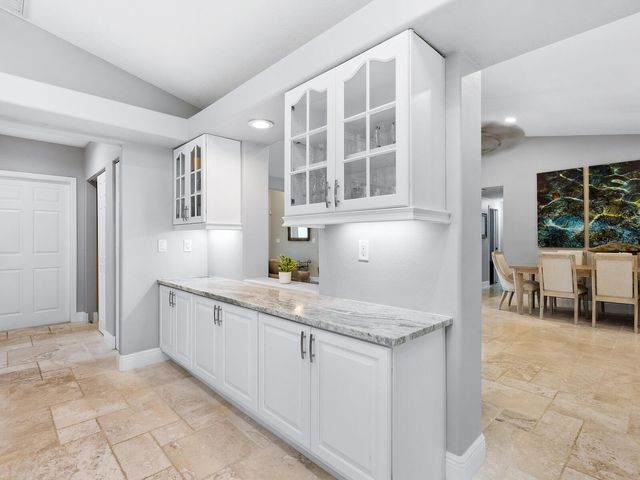 221 LYCHEE ROAD, Nokomis, FL 34275