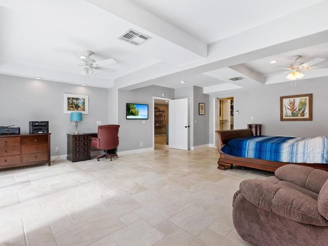 221 LYCHEE ROAD, Nokomis, FL 34275