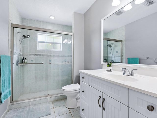 221 LYCHEE ROAD, Nokomis, FL 34275