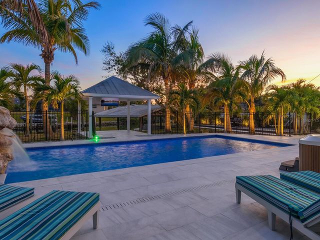 221 LYCHEE ROAD, Nokomis, FL 34275