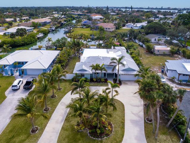 221 LYCHEE ROAD, Nokomis, FL 34275