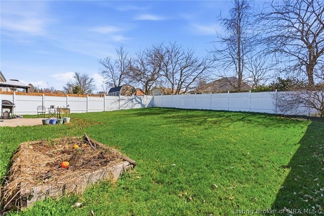 6308 Northern Lights Drive, Charlestown, IN 47111