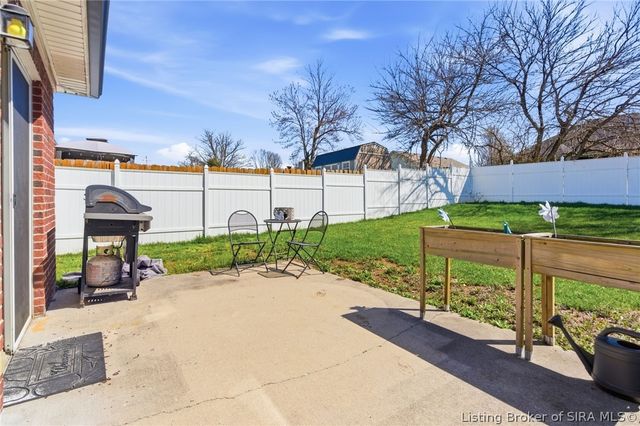 6308 Northern Lights Drive, Charlestown, IN 47111