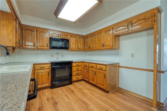 12201 Carter Street, Overland Park, KS 66213