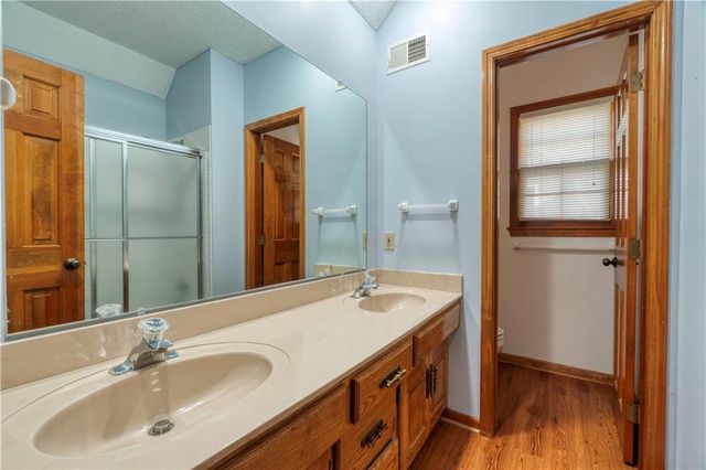 12201 Carter Street, Overland Park, KS 66213