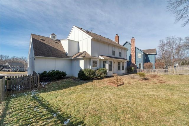 12201 Carter Street, Overland Park, KS 66213