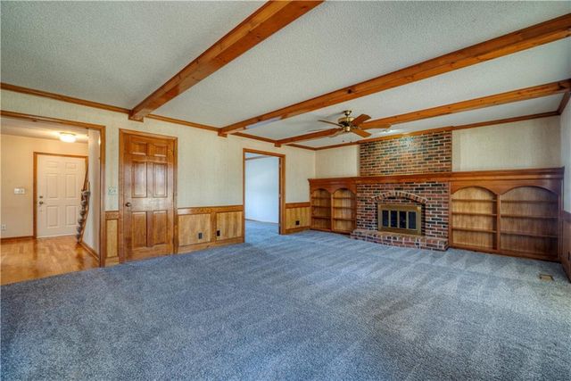 12201 Carter Street, Overland Park, KS 66213