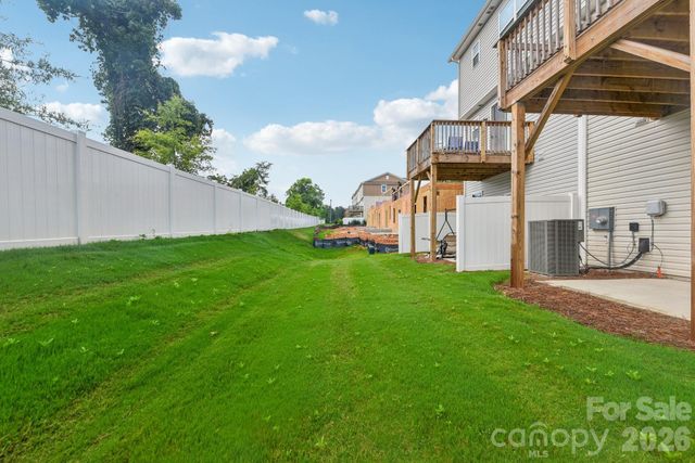 1134 Keydet Drive, Charlotte, NC 28216