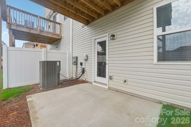 1134 Keydet Drive, Charlotte, NC 28216