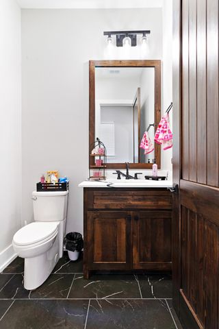 162 CR 42530, Paris, TX 75462