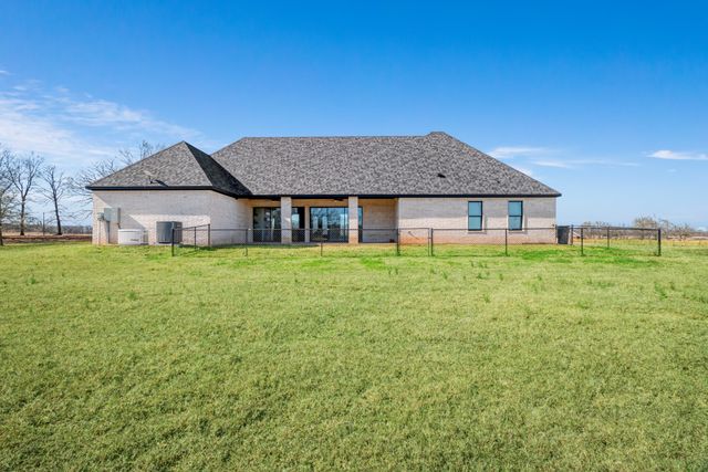 162 CR 42530, Paris, TX 75462