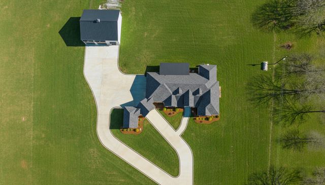 162 CR 42530, Paris, TX 75462