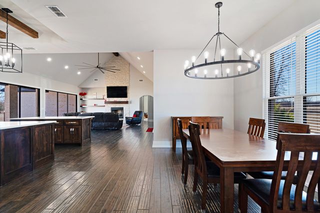 162 CR 42530, Paris, TX 75462