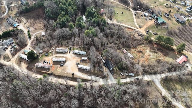 160 & 196 Dudley Drive, Flat Rock, NC 28731